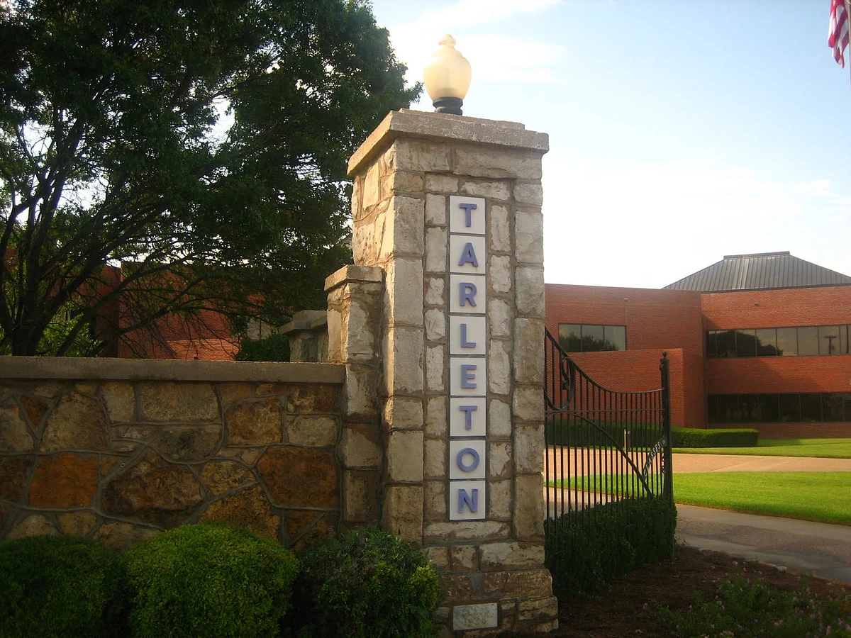 Tarleton gate.